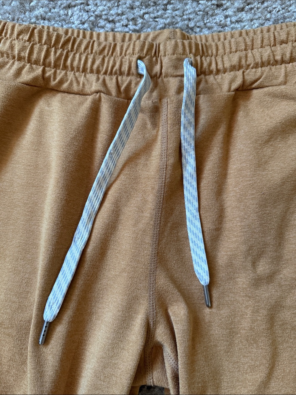 Vuori performance jogger mustard yellow flax heather - Picture 7 of 7